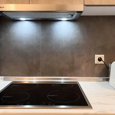 Апартаменти Private Garden House In Panorama- Lux *