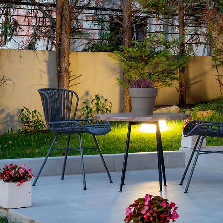 Private Garden House In Panorama- Lux * Салоніки